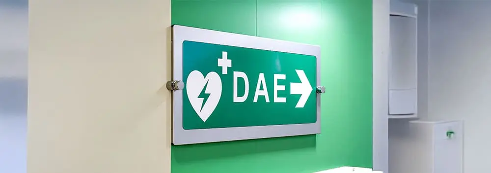 Défibrillateurs : fonctionnement, utilisation et obligations en entreprise